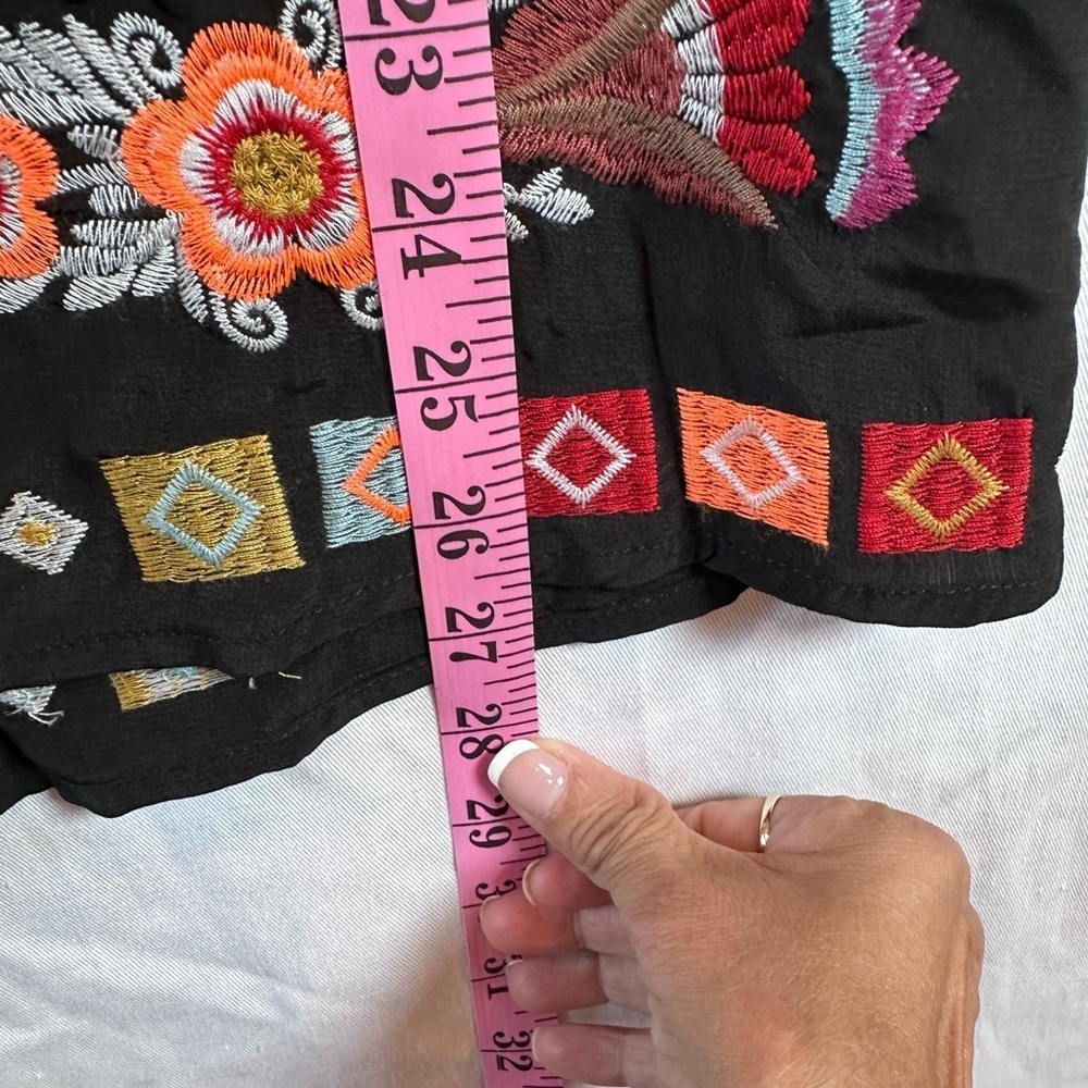 AK Women's Embroidered Tops Mexican Shirt - Picture 7 of 7